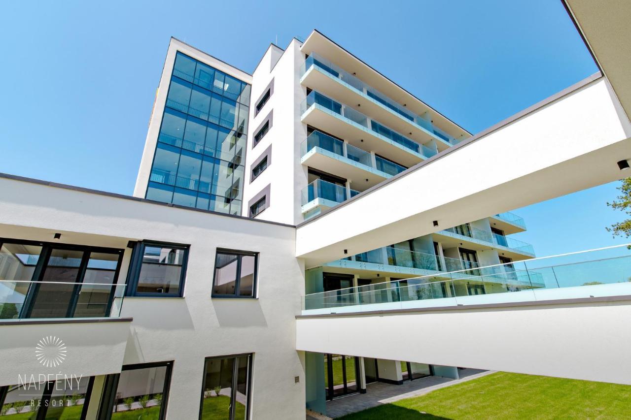 בלטונללה Bonnie-Premium Lelle Waterfront Private Apartment מראה חיצוני תמונה